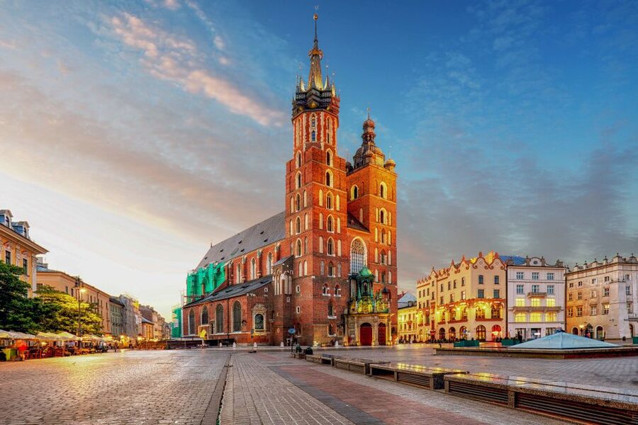 Private Krakow Tour: St. Mary’s, Cloth Hall & More - Price and Value: What $96 Per Person Buys You