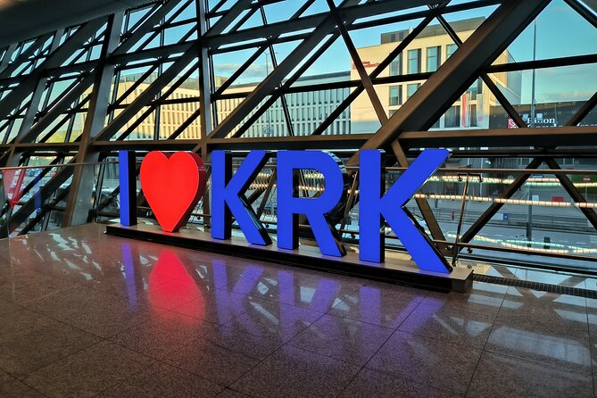 Private transfer from/to Krakow airport / City of Krakow - Krakow Airport to City in About 25 Minutes