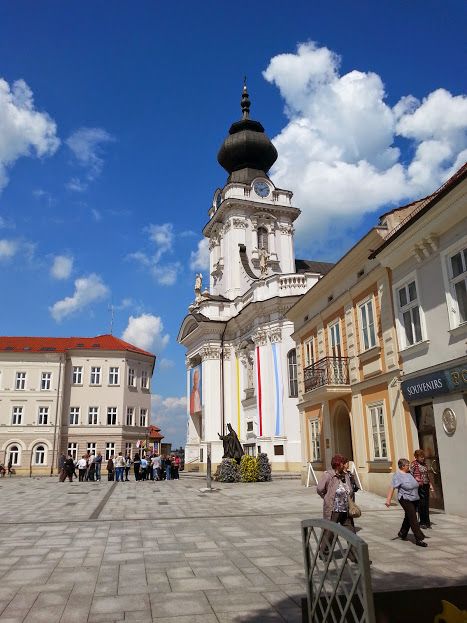Private Trip to Wadowice: Home Town of John Paul II - Break time in Wadowice: use it to see the town beyond the sites
