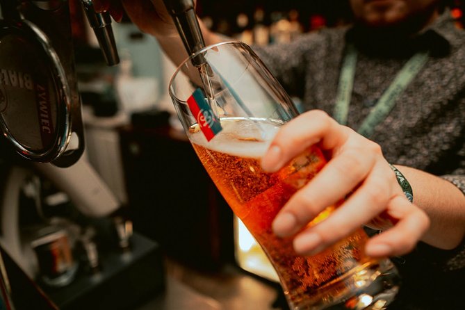 Pub Crawl + Unlimited Drinks + VIP entry + Drinking Games & Photographer - Group size, energy, and keeping the night together