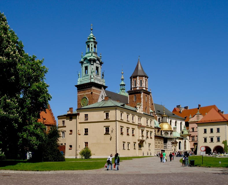 Rynek Underground Museum & Wawel Castle, Cathedral - Cracow - Wawel Cathedral: coronations, chapels, crypts, and the Sigismund Bell