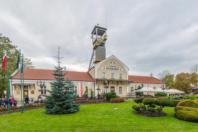 Salt Mine Guided Tour from Krakow (hotel pick up) - Photos, Food, and the Stuff You Only Learn After You Go