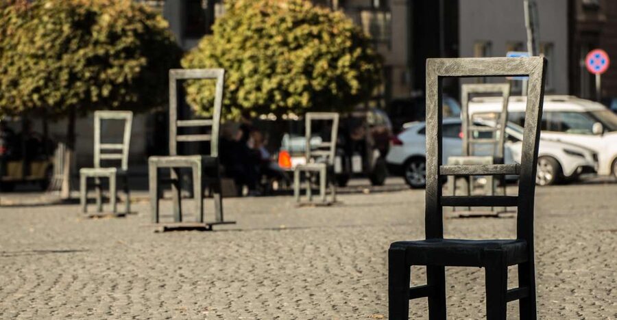 Schindler's Factory and Jewish Ghetto Guided Tour - Key reasons this tour is worth your time