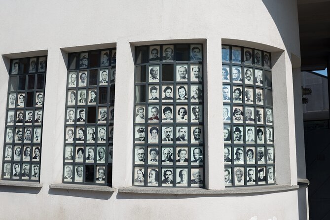Schindler's Factory and Jewish Ghetto Walking Tour in Kraków - Stop-by-stop: the ghetto wall fragment and what a walk can show