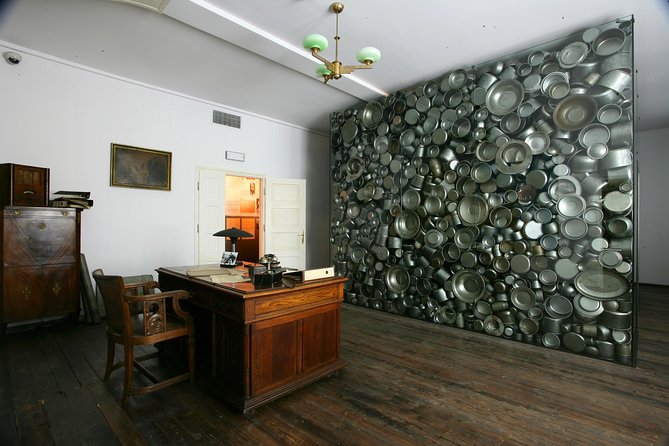 Schindler's Factory Guided Tour in Krakow & skip the line ticket - Hearing the guide in small rooms, headsets are not assured