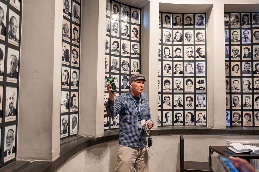 Schindler's Factory Skip the Line Ticket & Guided Tour - Entering the museum: what you can realistically expect