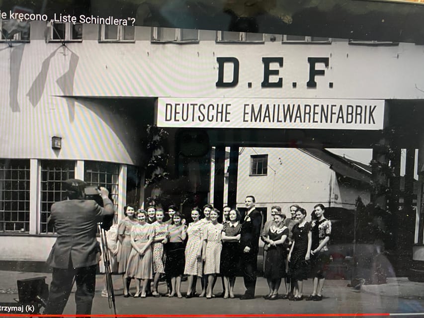 Schindler's List Movie Tour: Historic Sites & Film Location - The Old Synagogue start on ul. Szeroka: your orientation point