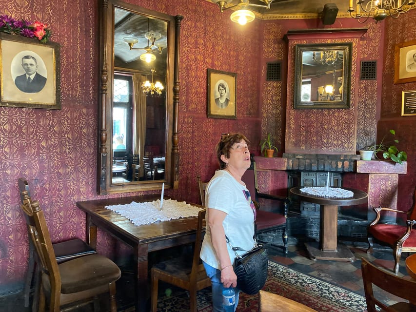 Schindler's List Movie Tour: Historic Sites & Film Location - Ghetto Heroes’ Square: a short stop with heavy emotional weight