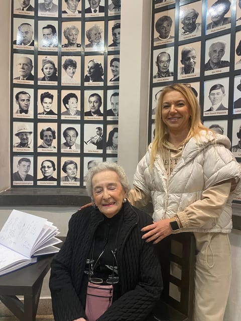 Schindler's List Movie Tour: Historic Sites & Film Location - Timing and pace: 2 to 4 hours that feel like a proper walking tour