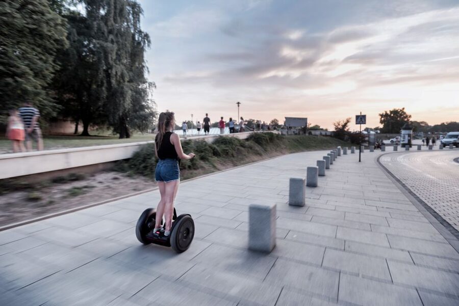 Segway Tour Krakow: Full Tour (Old Town + Jewish Quarter) - Snack stop and Polish flavors: an easy break without derailing the tour