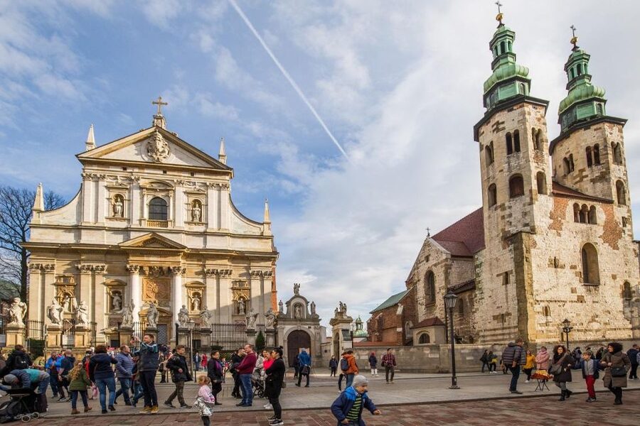St. Mary's Basilica and more - a short walk with a guide - Price and Value: What You Actually Get for $29