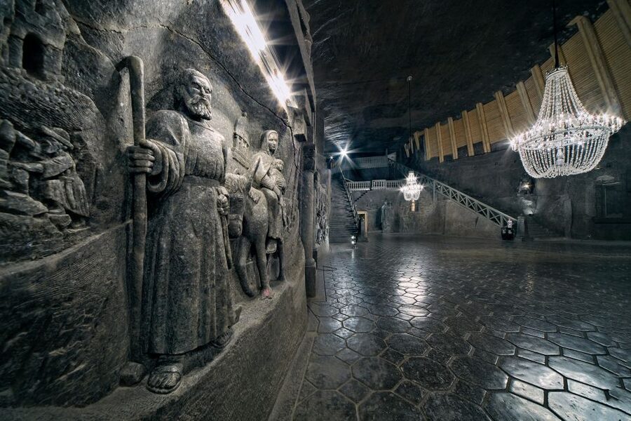 Unesco List; Wieliczka Salt Mine Half-Day Tour from Kraków - The First Descent: 380 Steps and a Real Temperature Shift