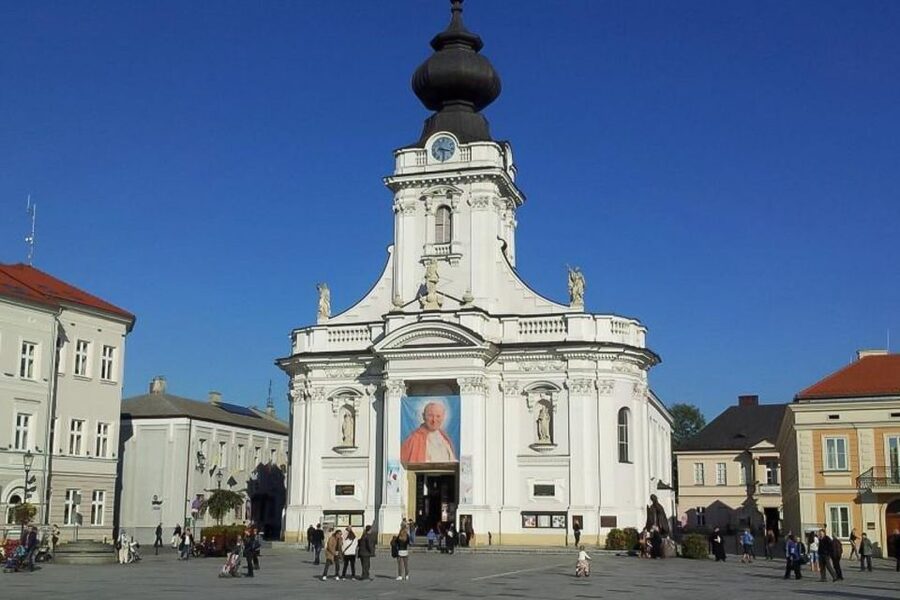 Wadowice, Kalwaria and Lagiewniki: John Paul II Tour - Should you book this John Paul II tour?