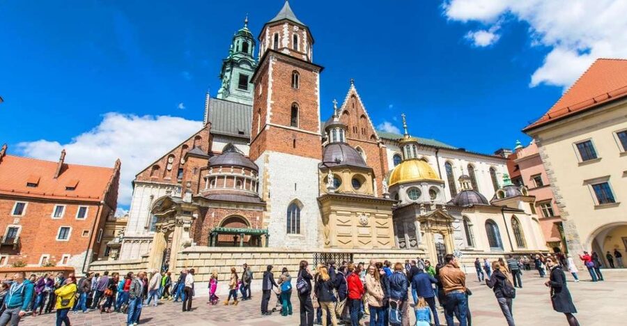 Wawel Castle, Cathedral, Old Town and St. Mary's Basilica - The Most Praised Part: Guides Who Make It Click