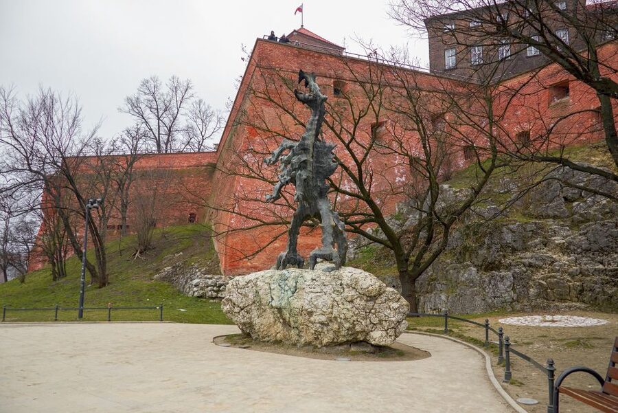 Wawel Castle & Cathedral Skip the Line Small Group Tour - Key highlights you should not miss