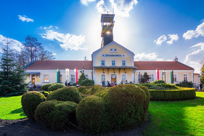 Wieliczka Salt Mine: 4-Hour Guided Tour from Krakow - Your half-day timing: how the 4-hour plan usually feels