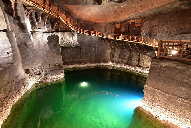 Wieliczka Salt Mine: 4-Hour Guided Tour from Krakow - Salt contact therapy: the “spa-like” benefits without buying extras