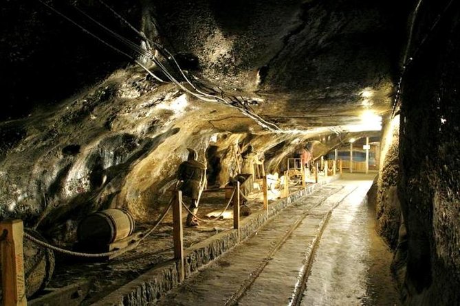 Wieliczka Salt Mine Guided tour from Krakow with a private car - The real draw of Wieliczka, 135 meters underground