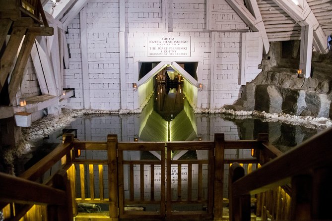 Wieliczka Salt Mine Guided Tour Skip the Line Ticket - Group Size, Pace, and How to Make the Walk Feel Easier