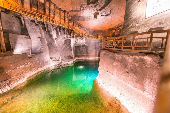 Wieliczka Salt Mine Skip the Line Ticket - Stop 1: The 135m Descent and the 3km Tourist Route