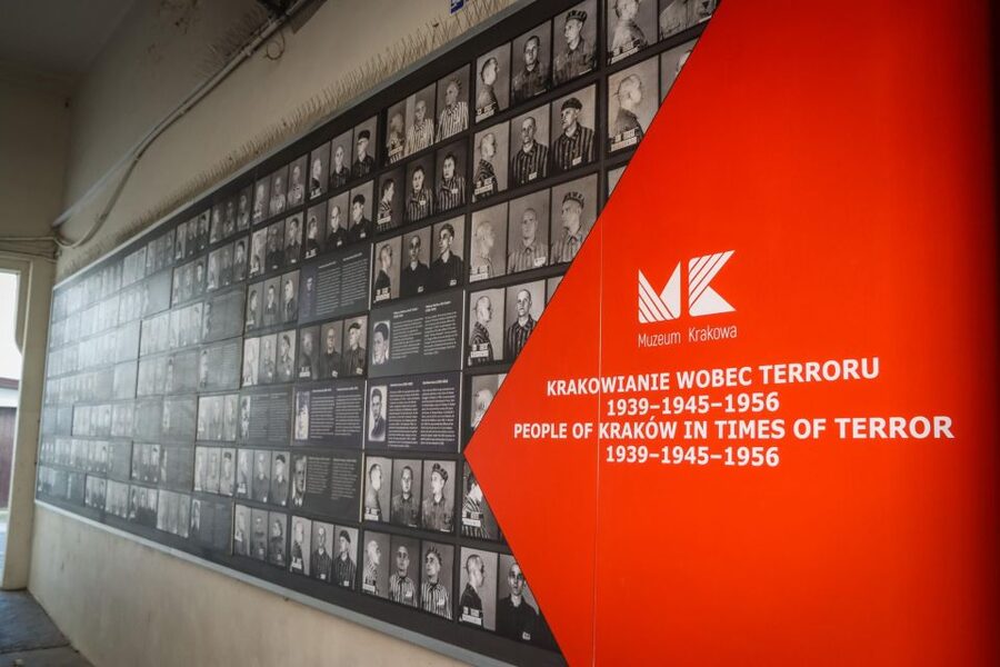 World War II in Krakow Walking Tour in English - Stop 4, Gestapo headquarters and the mechanics of control