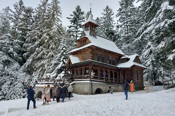 Zakopane Guied Tour: Cable Car, Local Spirits & Thermal Baths - Gubałówka funicular: the included mountain viewpoint