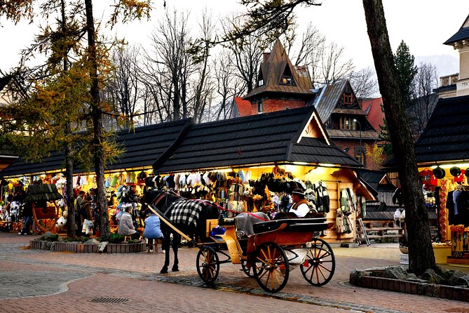 Zakopane Tour from Krakow – Highland Experience & Stunning Views - Jaszczurówka Chapel: a short stop with Zakopane-style architecture